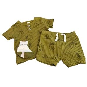 NWT Petit Lem 3 pc avocado 🥑 short set